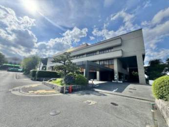  �F���s����:895m