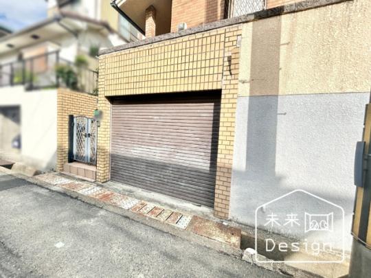  �����O��