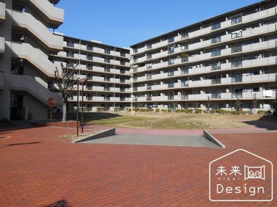  �����O��