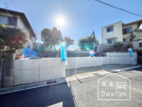  �����O��