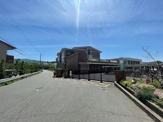  �F���c�������ۍF�ْ��w�Z:1578m