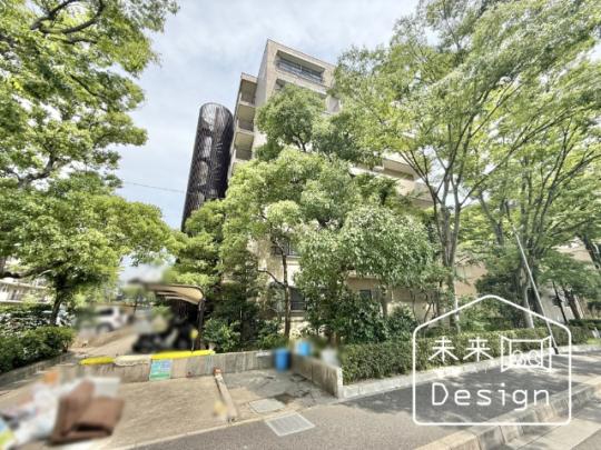  �����O��