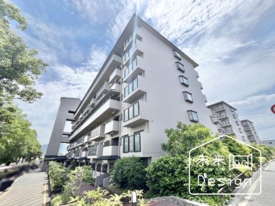  �����O��