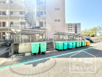  �����O��