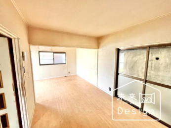  �����E���r���O