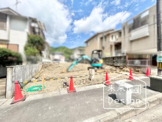  �����O��